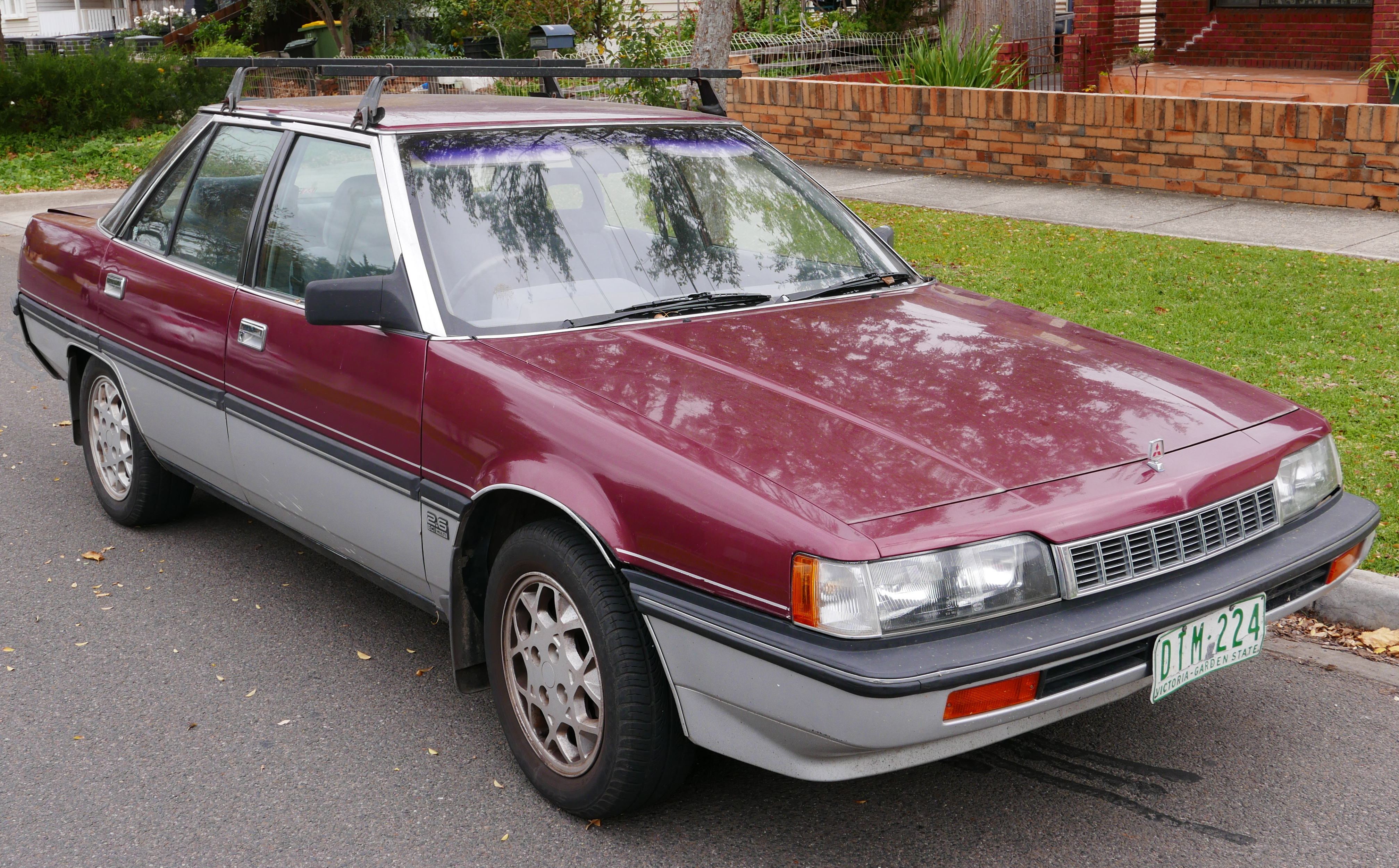 Mitsubishi 1988. 1988 Mitsubishi Magna. Мицубиси 1988. Митсубиши 1988. Митсубиси Магна 1983.