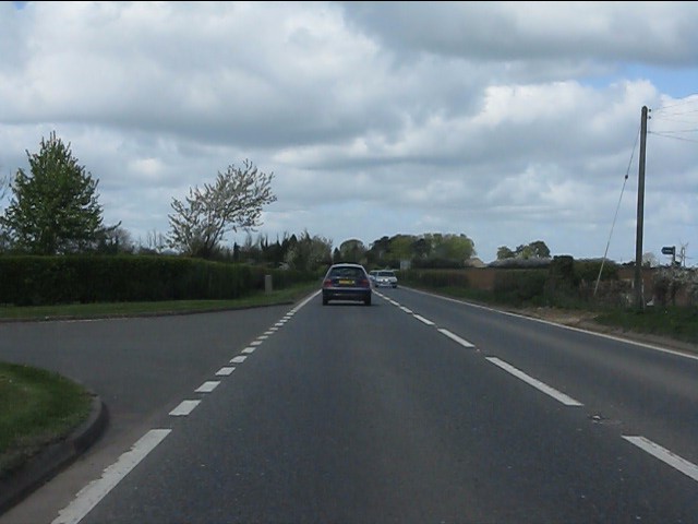 File:A44 at the junction for Old Chalford - geograph.org.uk - 2380194.jpg