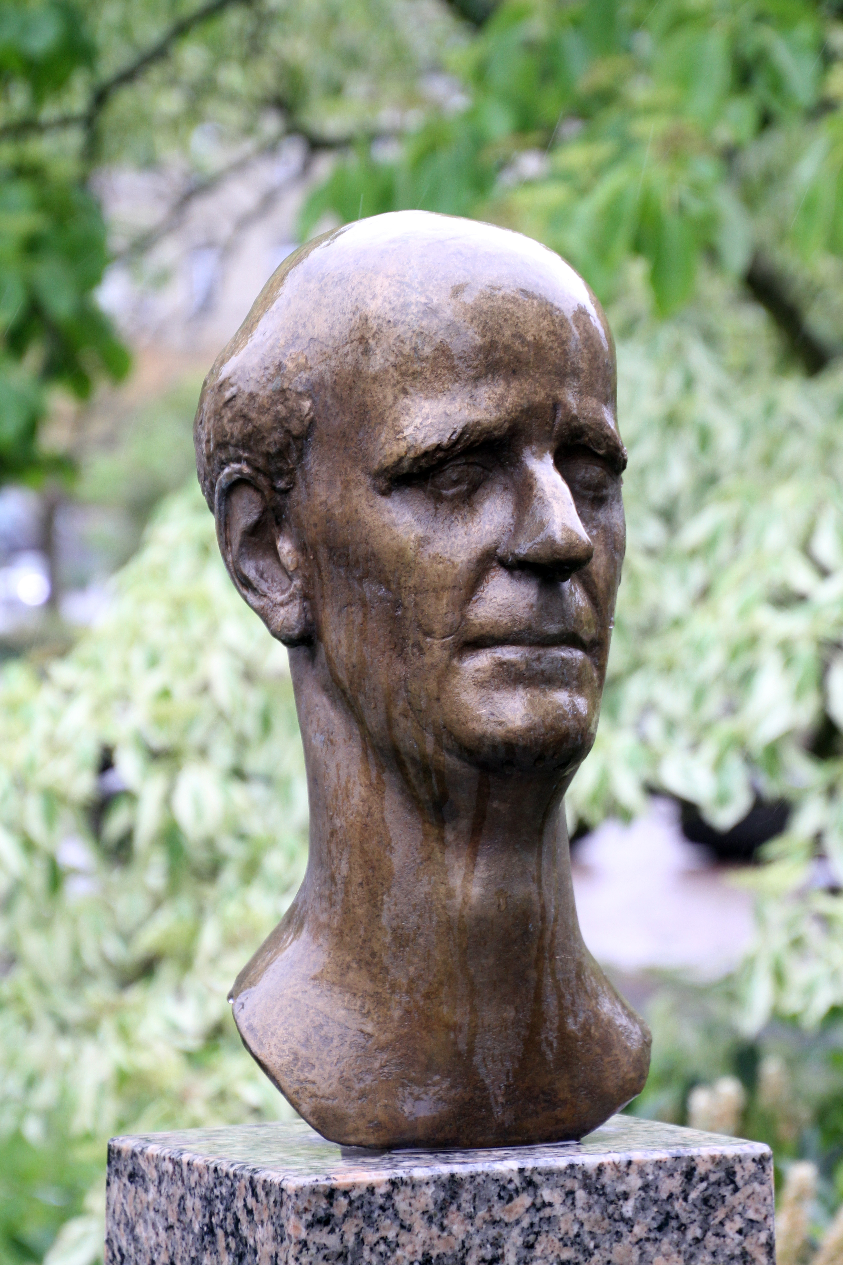 Byste af Wilhelm Furtwängler i Baden-Baden