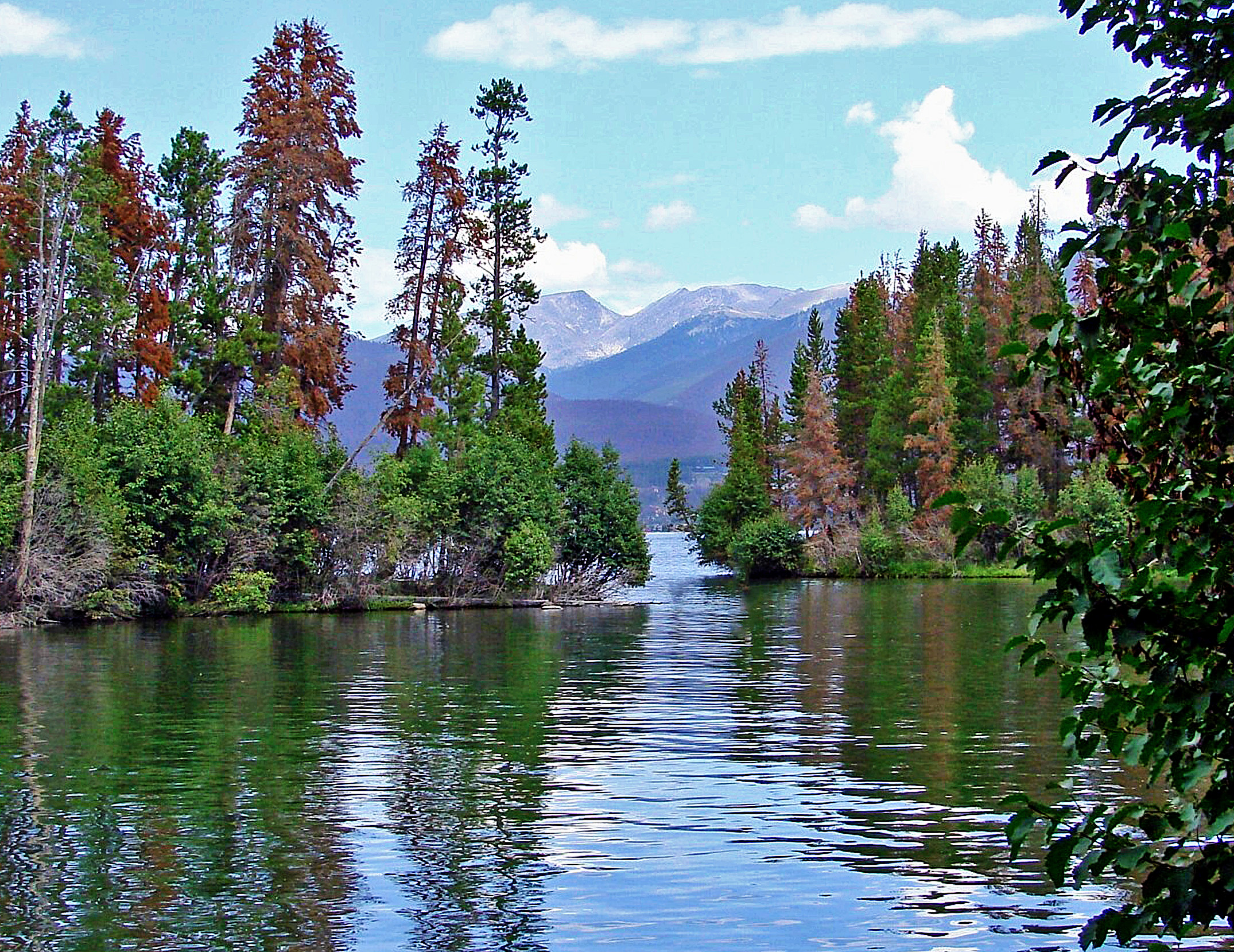 Grand lakes. Гранд Лейк. Озеро Гранд. Chengxiang co озеро.