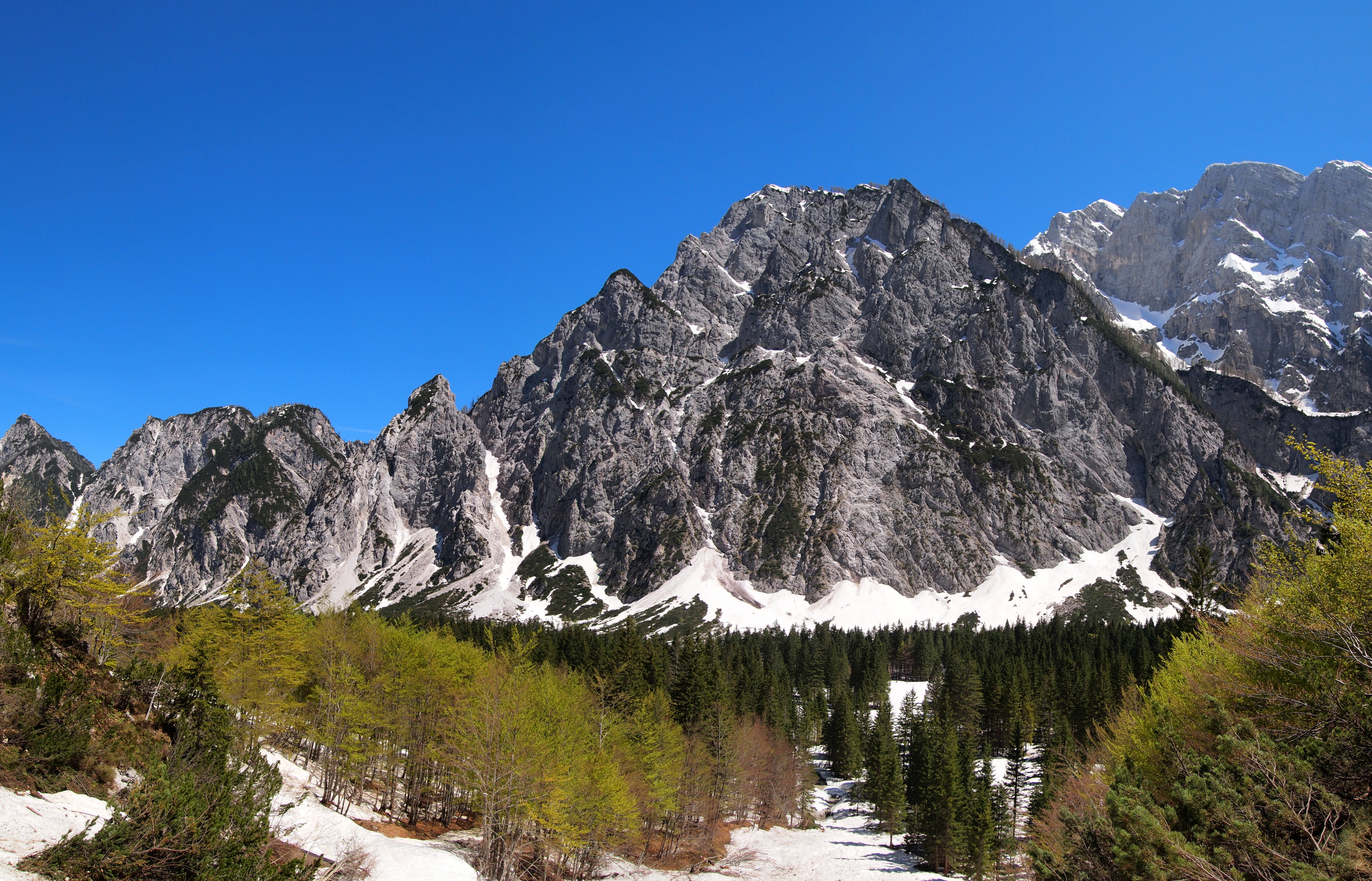 Третья гор. 3 Горы. Три горы картинка. Горная 3а. Julian Alps.