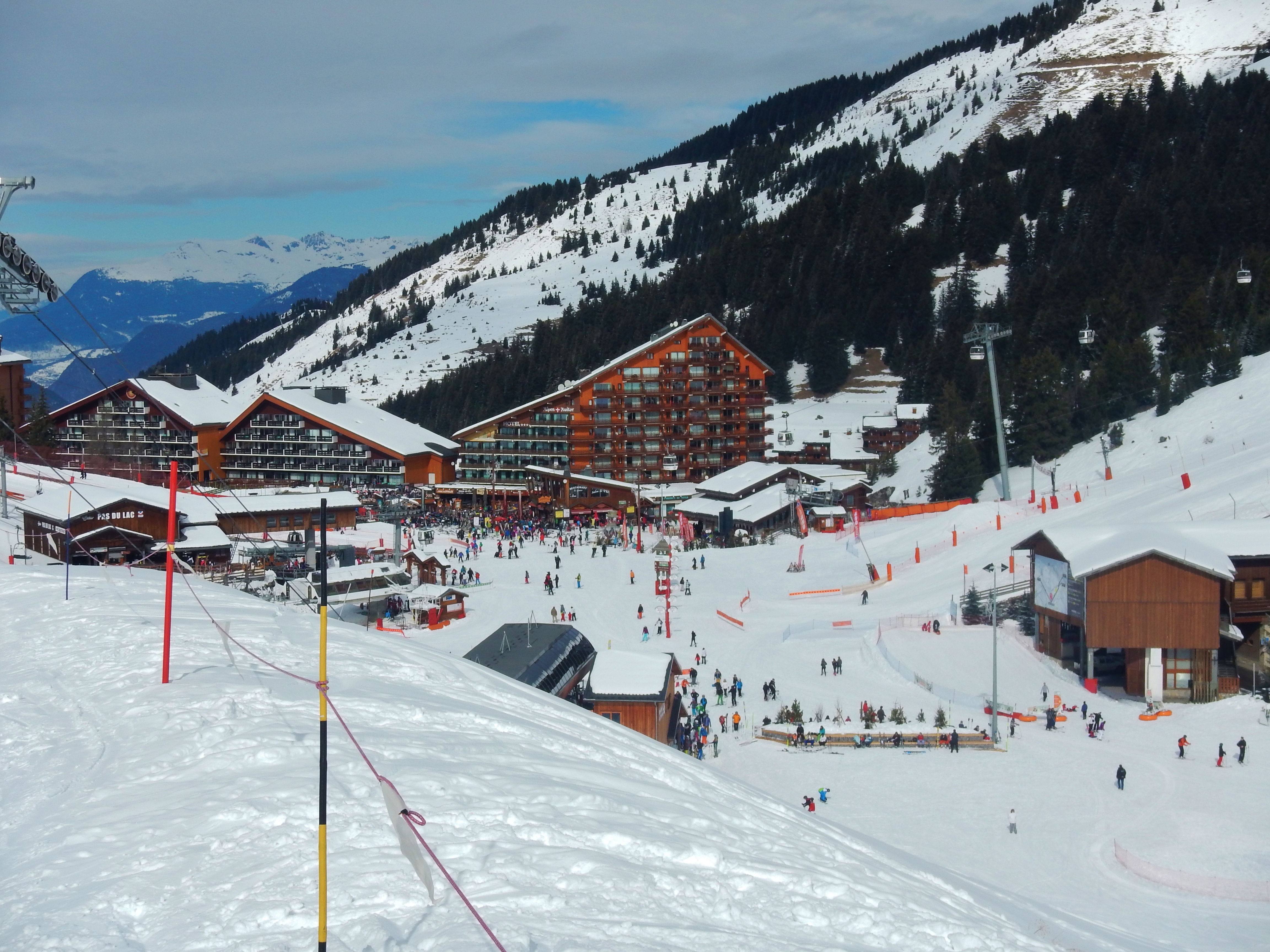 Лез 3. Мерибель Хирн. Фестиваль Meribel. Мерибель мультик.