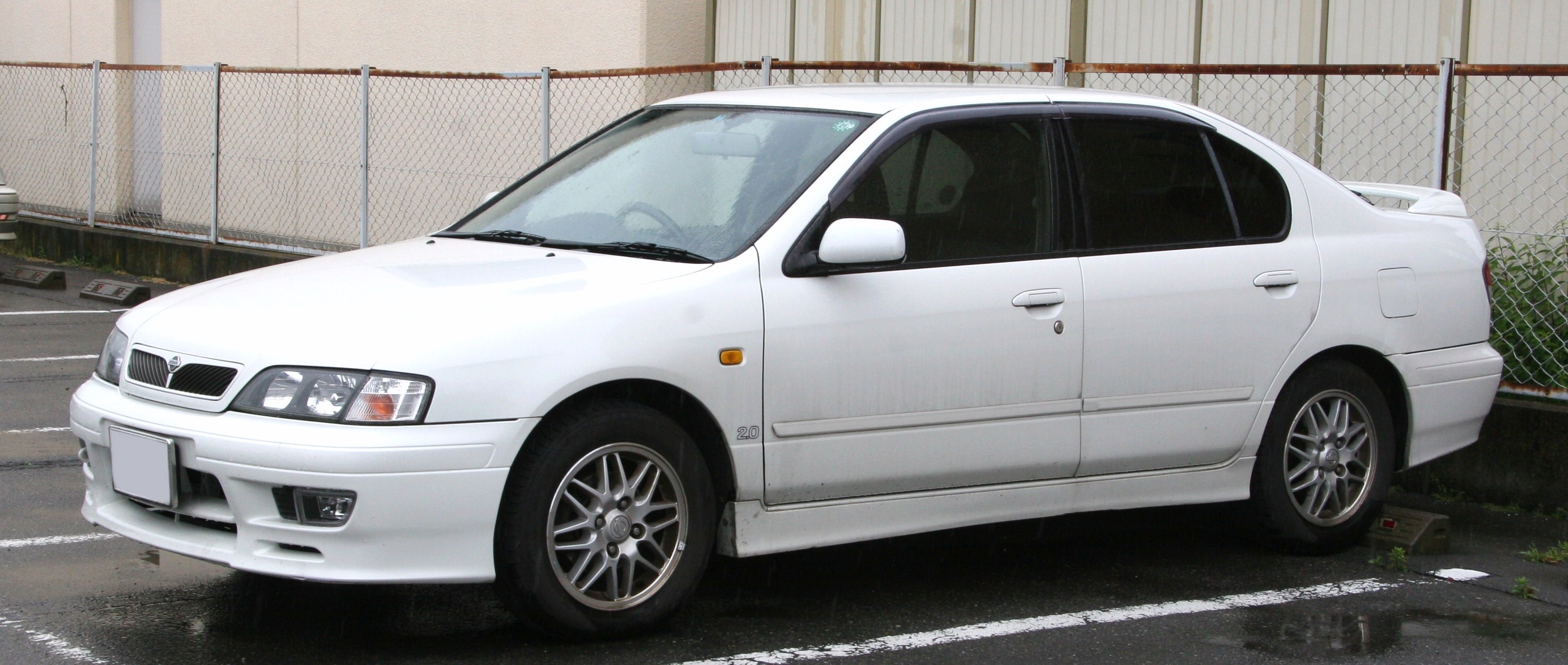 NISSAN_Primera_Camino.jpg