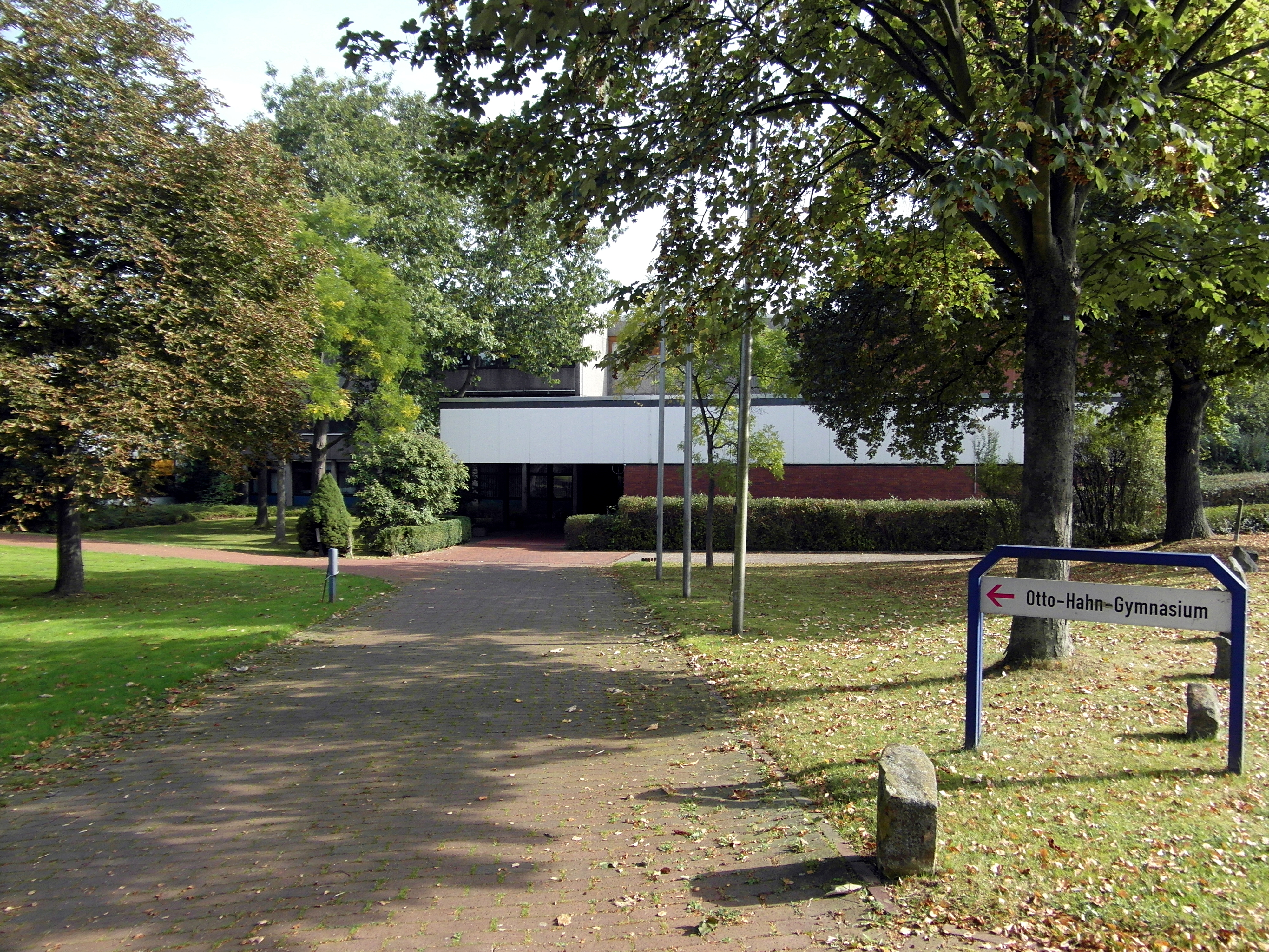 Eingang zum Otto-Hahn-Gymnasium in Springe in der Region Hannover in Niedersachsen