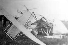 Wright Model B wreckage at College Park Airport. Pw21-1.jpg