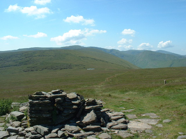 File:Ruin Loadpot Hill - geograph.org.uk - 91664.jpg