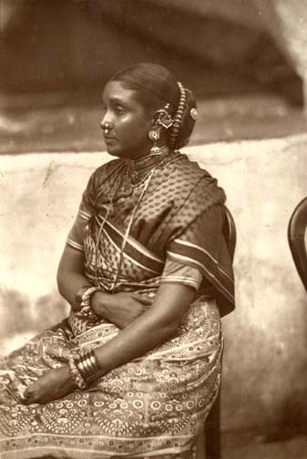 File:Tamil Sari.jpg - Wikimedia Commons