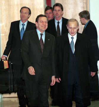 File:Vladimir Putin 7 January 2001-13.jpg
