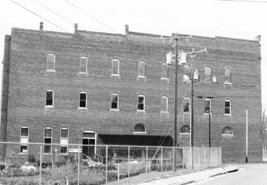 File:W. L. Hill Store, Left Elevation.jpg