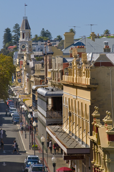 File:WTF Roel Loopers High Street from above, Fremantle.jpg