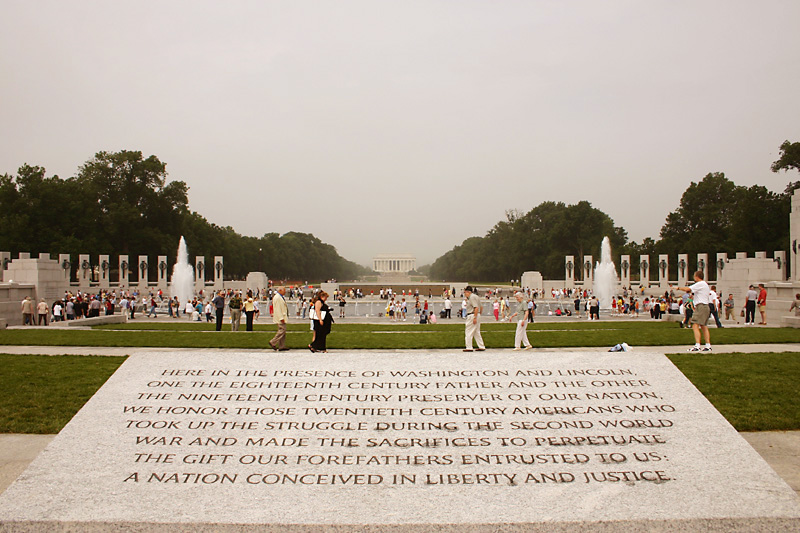 File:WW2memorial.jpg