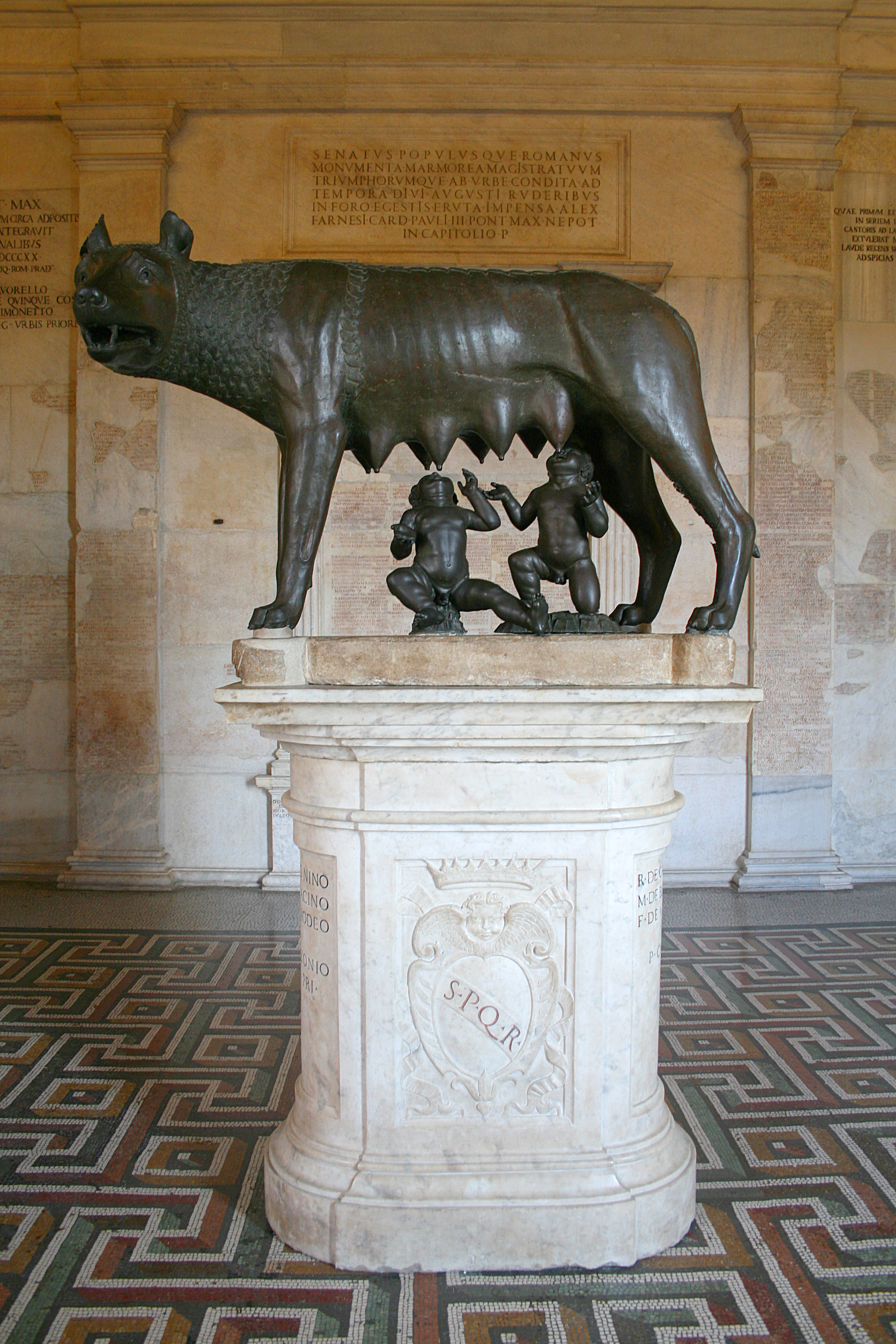 File:0 Lupa Capitolina (1).JPG - Wikimedia Commons