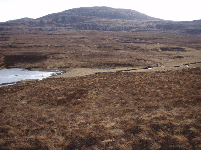 File:Across the moorland to Meall a' Chràthaich - geograph.org.uk - 393812.jpg