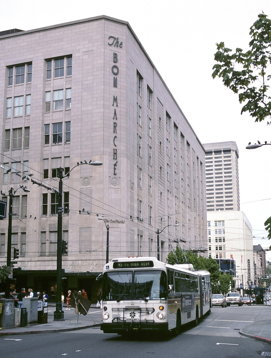 Le Bon Marche, the first departmental store in the world