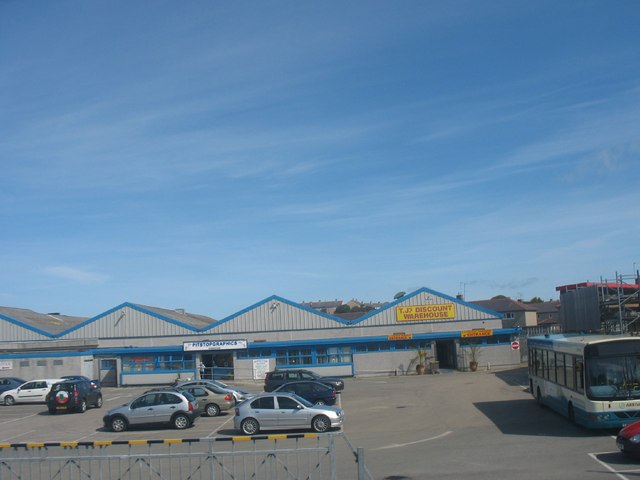 File:Business units in Cytir Road - geograph.org.uk - 895955.jpg