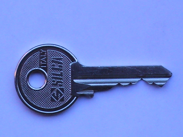 File:Keymaker india.jpg - Wikimedia Commons