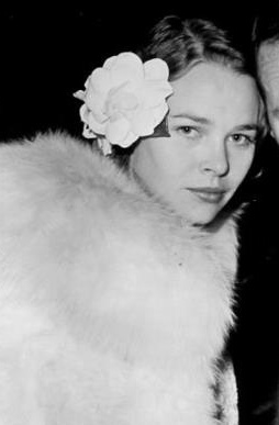 File:Dillinger - Michelle Phillips (crop).jpg