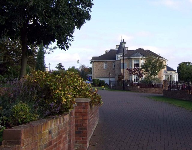 File:Donibristle Gardens - geograph.org.uk - 578646.jpg