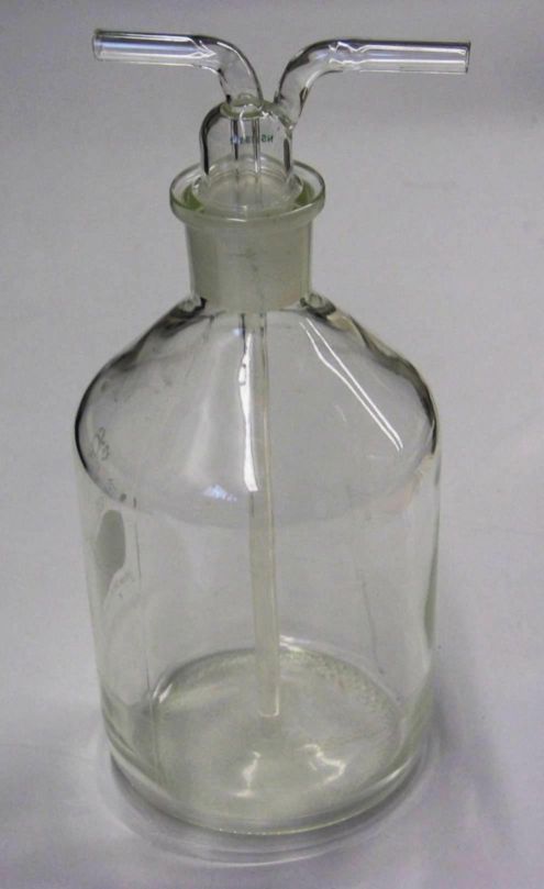 Mensajero Nublado ordenar Material de vidrio (química) - Wikipedia, la enciclopedia libre