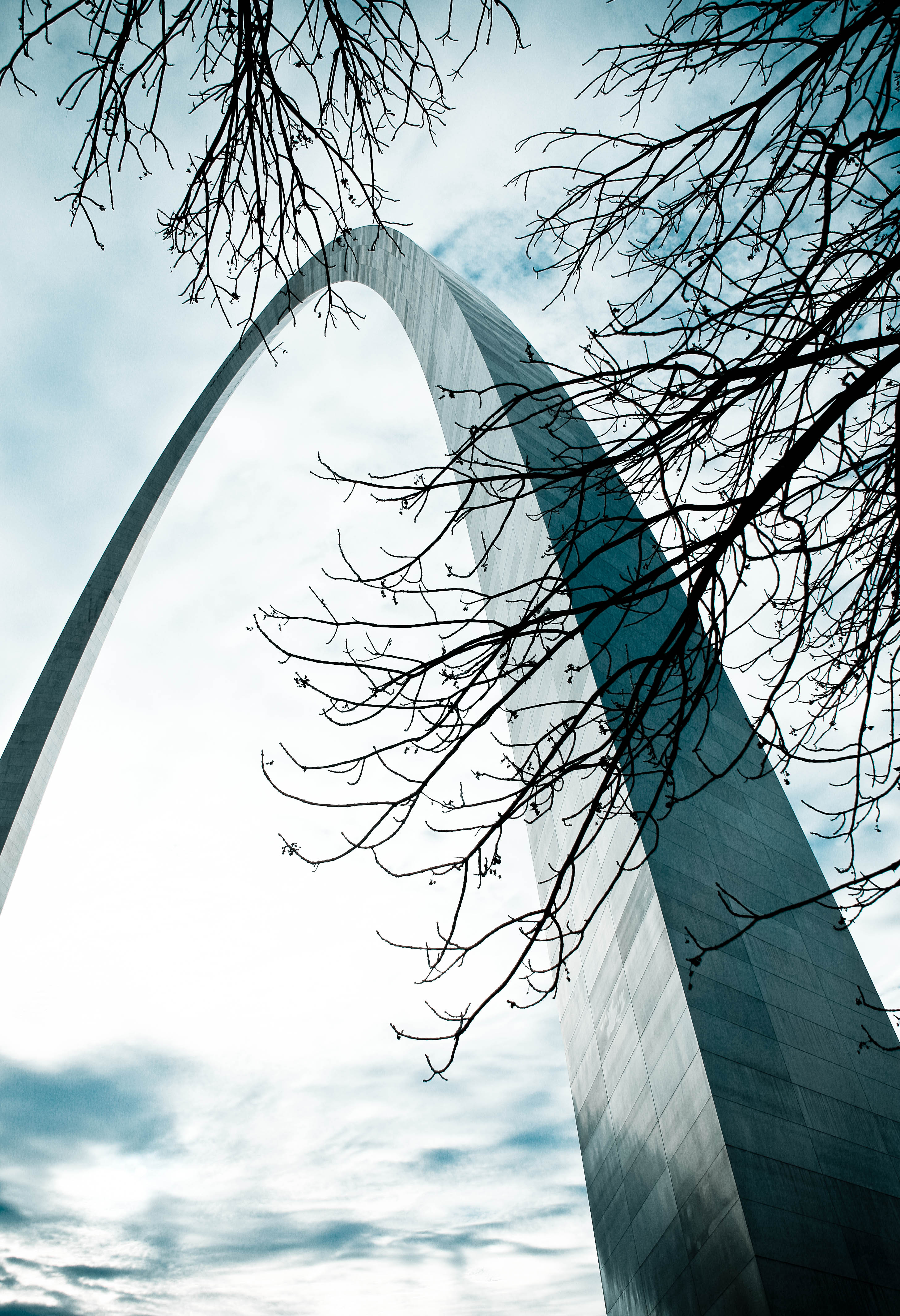 File:Gateway Arch St 0 - Wikimedia Commons