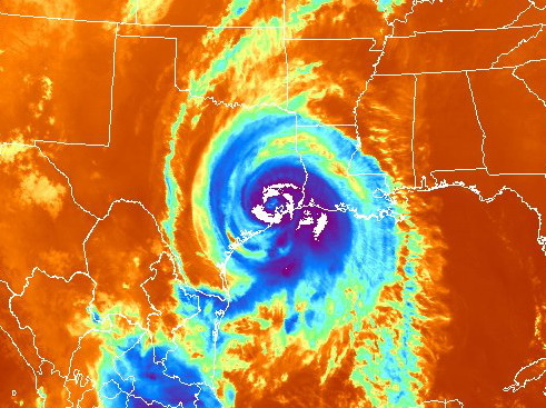 File:Hurricane Ike 2.jpg
