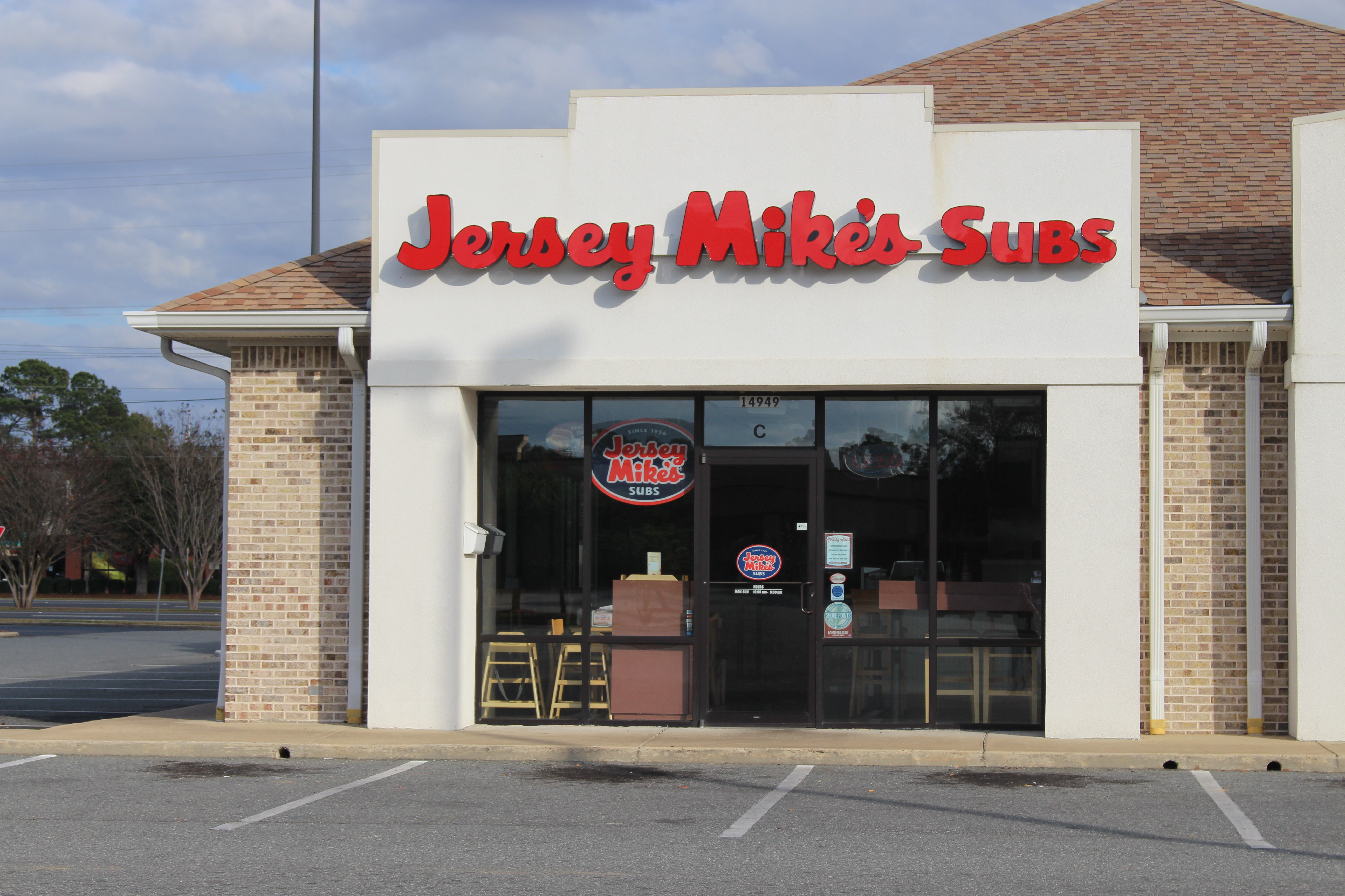 File:Jersey Mike's Subs, Thomasville.jpg - Wikimedia Commons