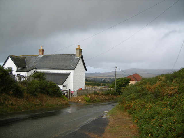 File:Kingston to Shorwell road - geograph.org.uk - 229463.jpg