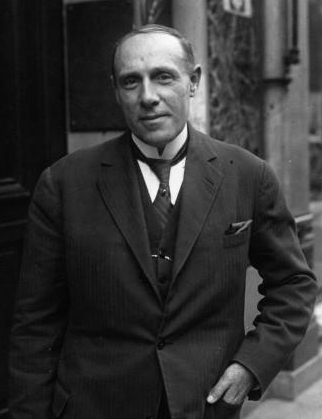 File:Luc Durtain 1928.jpg