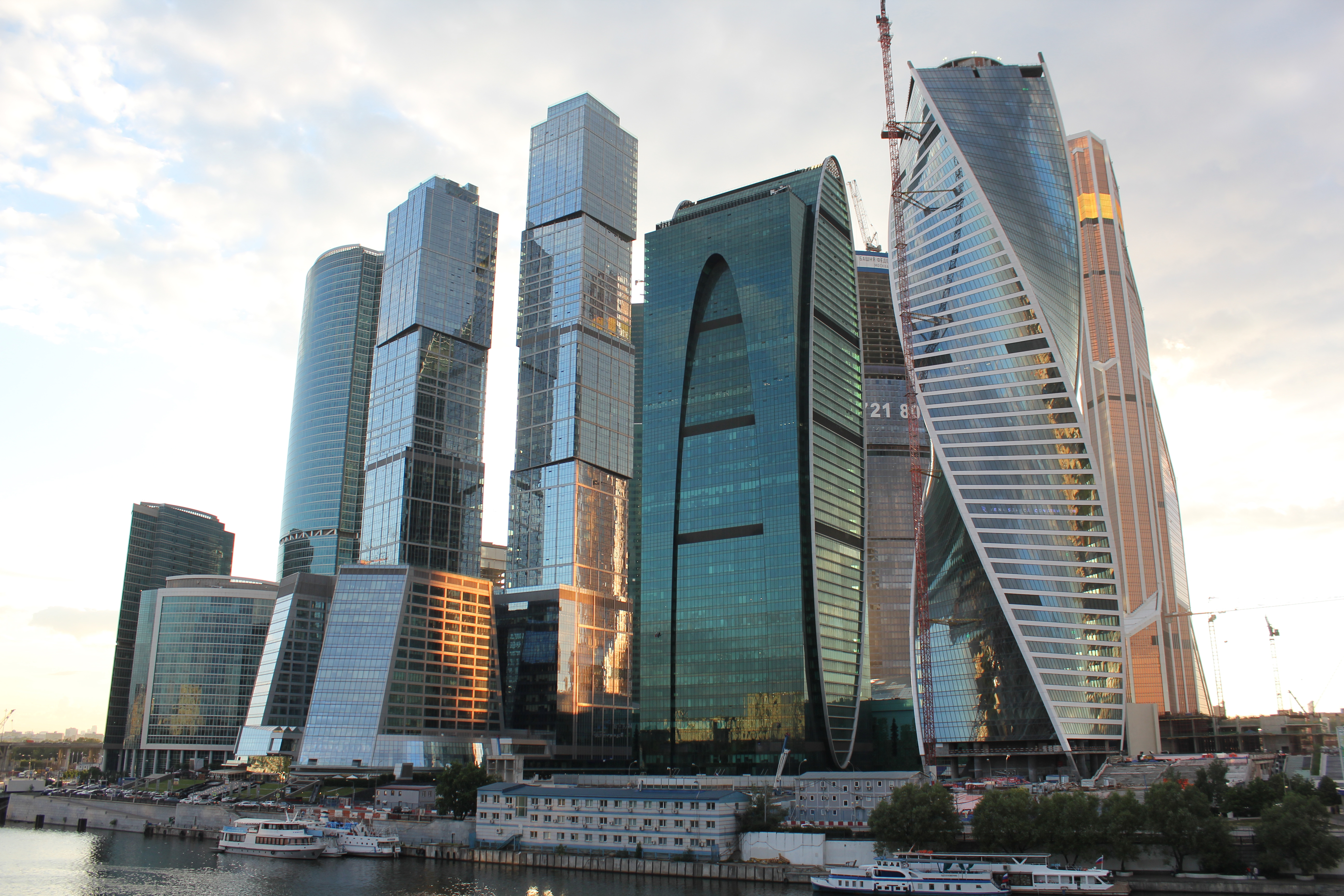 Москва любой дом. Пресненская набережная Москва. Пресненская набережная 2. Москва Сити, Москва, Пресненская набережная. Архитектура Москвы Москва Сити Пресненская набережная.