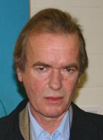 File:Martin Amis in León Spain in 2007 - 2.jpg