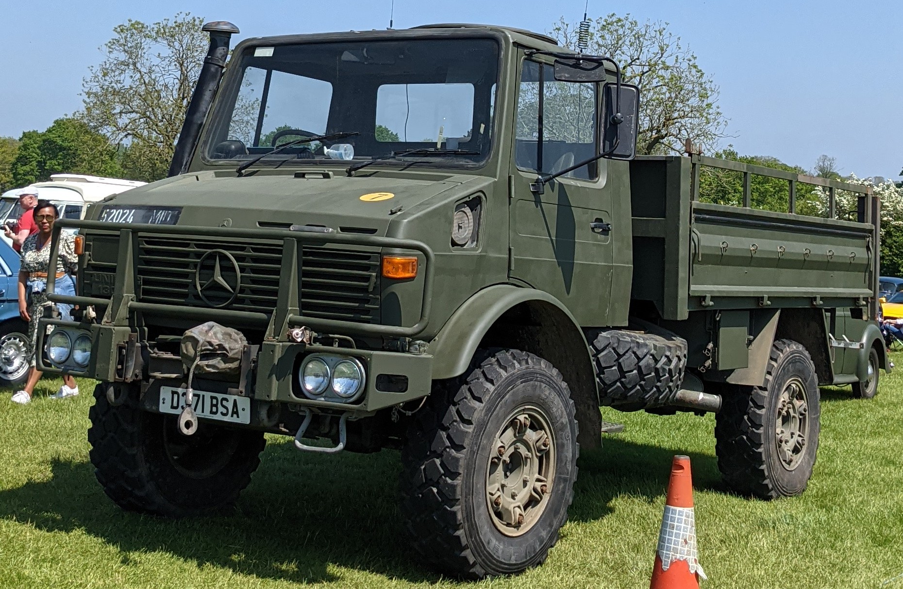 What is a Mercedes Unimog Part 1