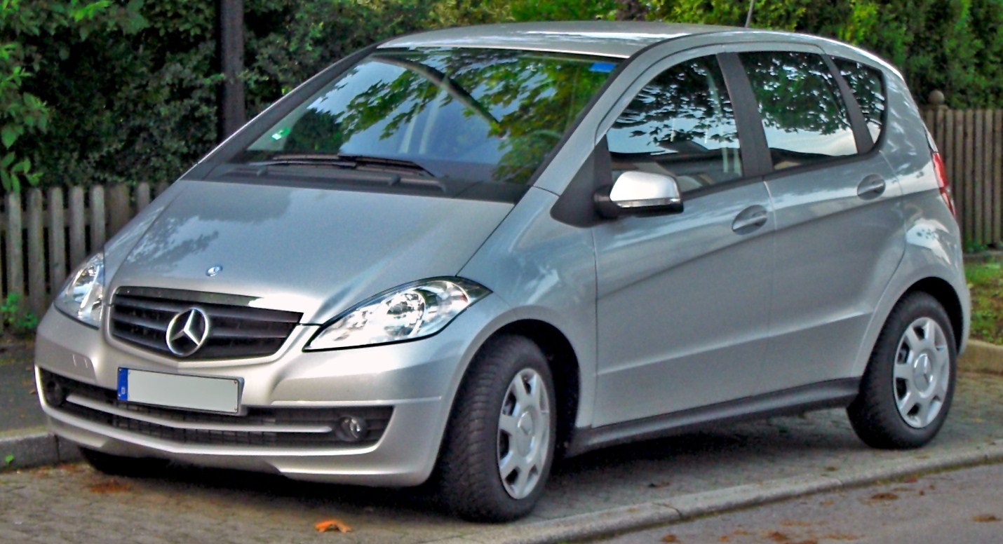 File:Mercedes A-Klasse Facelift (W169) front.jpg - Wikimedia Commons