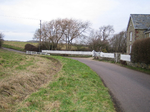 River Yar valley - geograph.org.uk - 121292