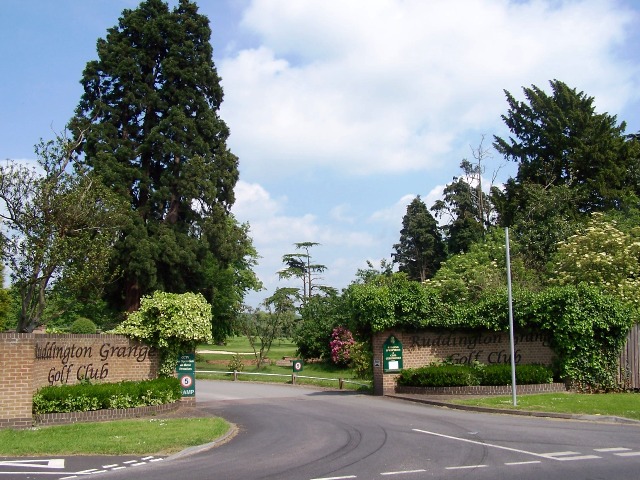 Small picture of Ruddington Grange Golf Club courtesy of Wikimedia Commons contributors