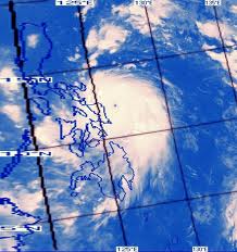 Typhoon Betty near landfall in the Philippines STYBETTYNEARLANDFALL1987.JPG