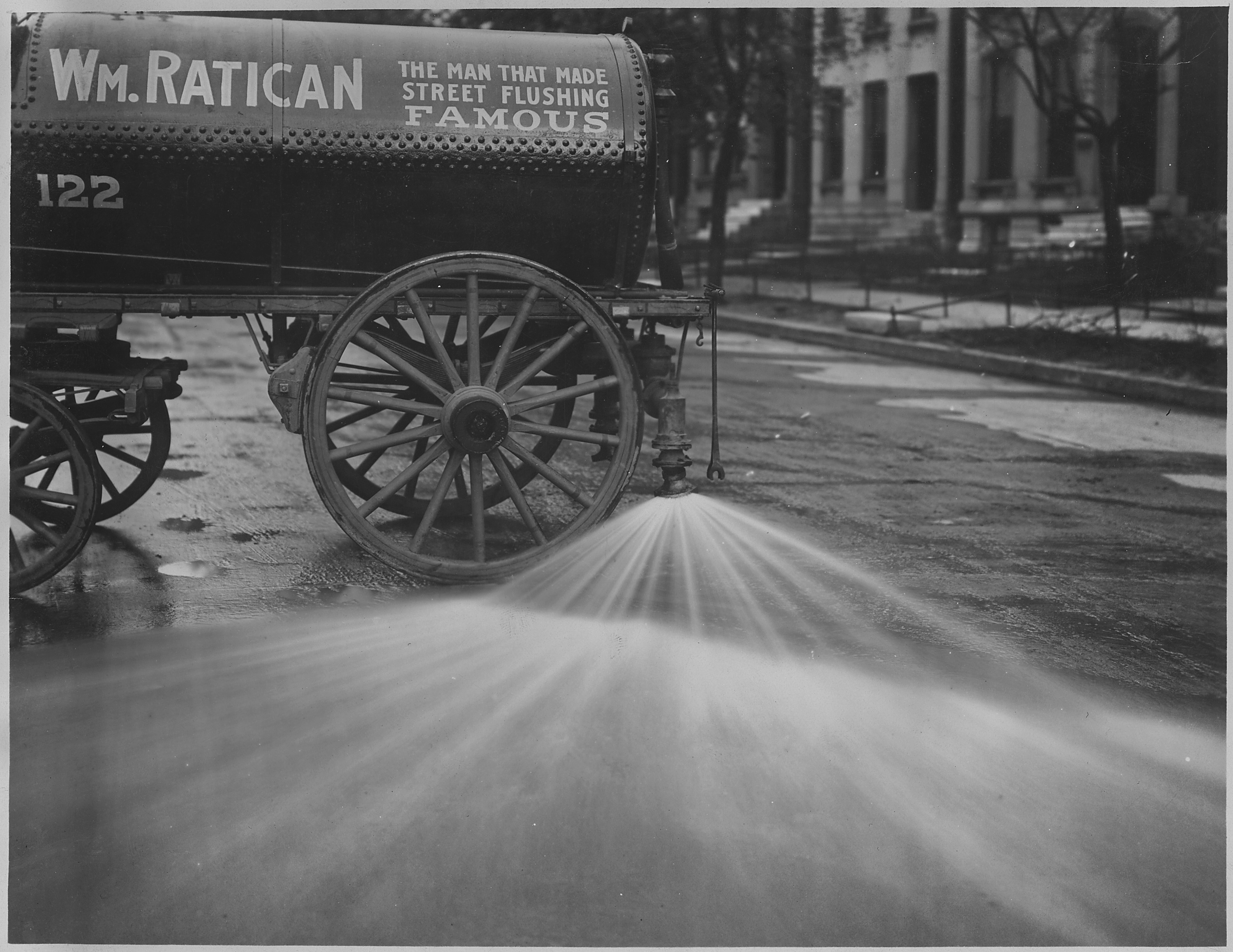 File:Street cleaning equipment. St. Louis - NARA - 0 - Wikimedia Commons