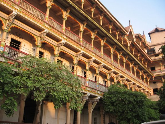 File:Swaminarayan Mandir Original Ahmedabad INDIA.JPG