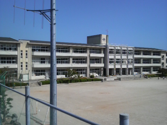 File:伊勢市立明倫小学校.JPG