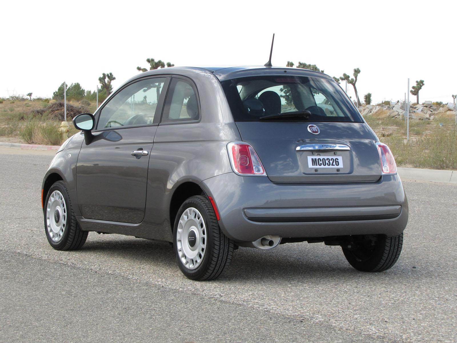 Fiat 500 Stock Photos - 7,507 Images