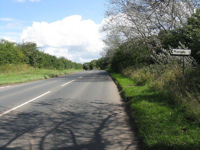 File:A438 - Munsley junction - geograph.org.uk - 948597.jpg