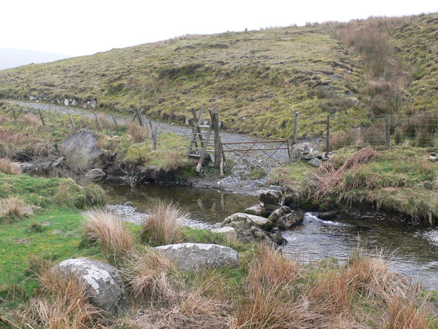 File:Afon Fechan - geograph.org.uk - 401286.jpg