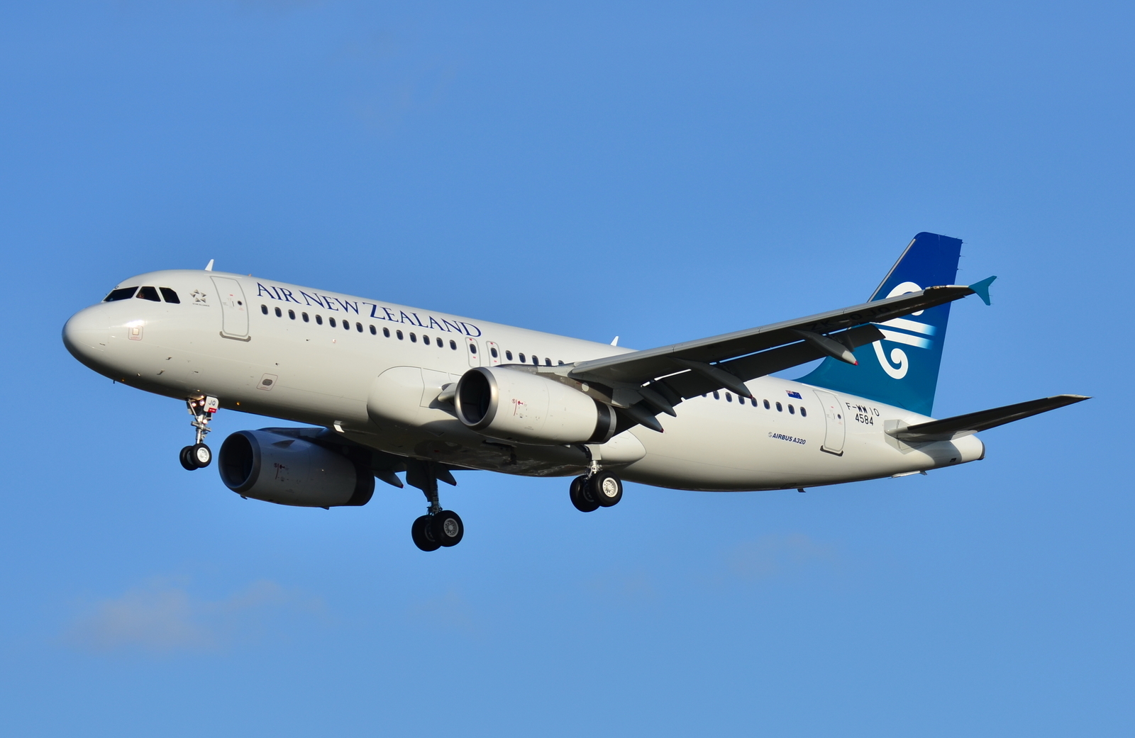 File:Airbus A320-200 Air New Zealand (ANZ) F-WWIO - MSN 4584 