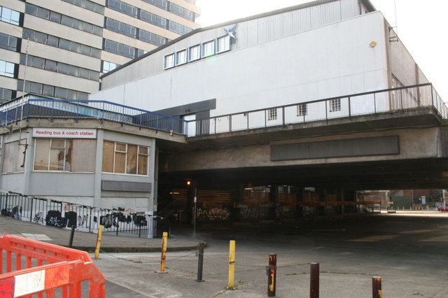 File:Ballroom on top - geograph.org.uk - 1232200.jpg