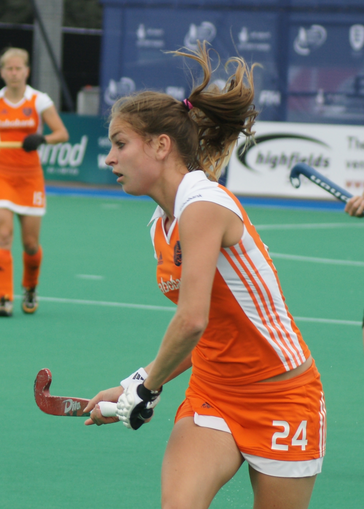 Ellen Hoog - Dutch field hockey gold medalist  Field hockey, Sports women,  Womens field hockey