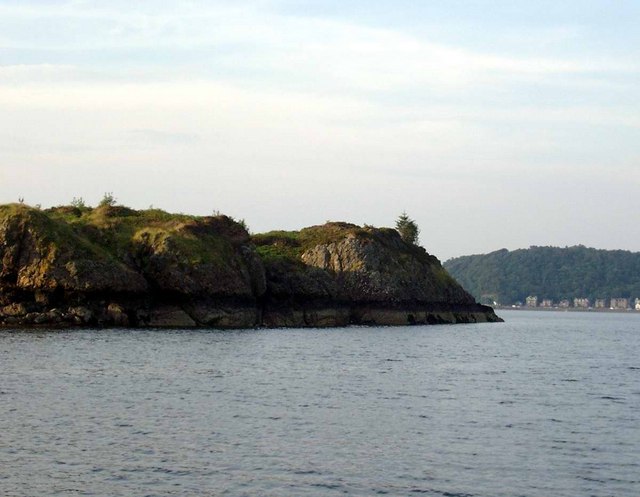 File:Islet at the north end of the Sound of Kerrera - geograph.org.uk - 210315.jpg