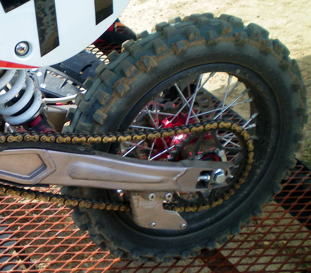 knobbly tyres on road bike