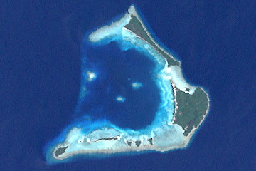 File:Laughlan Islands (Landsat).JPG