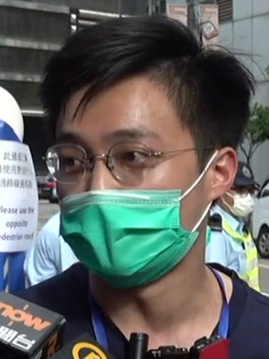 File:Lee Yue Shun outside North Point Police Station 20200613 (cropped).png