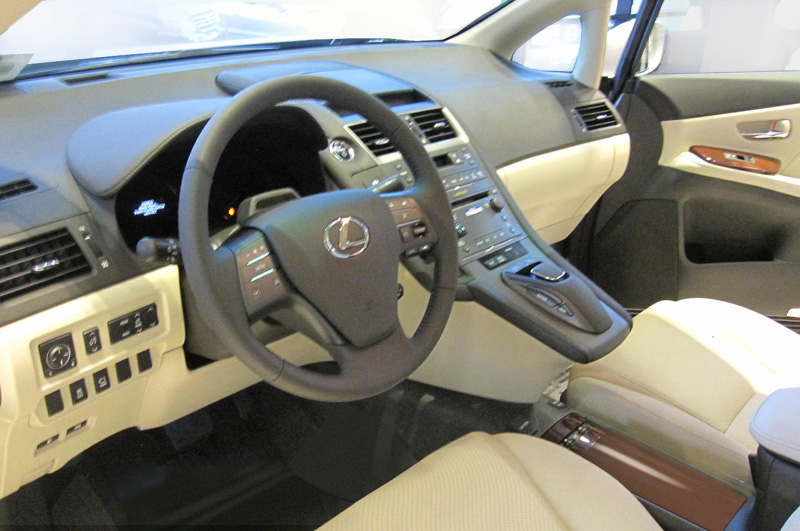 File:Lexus-HS250h interior.jpg
