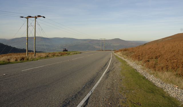 File:Looking north-east down the B4246 'Tumble Road' between Blaenavon and Govilon - geograph.org.uk - 271936.jpg